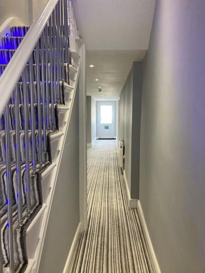 112 Gleneagle Road Rooms London Ngoại thất bức ảnh