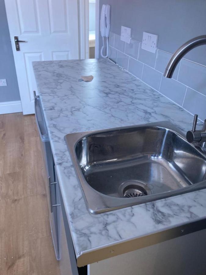 112 Gleneagle Road Rooms London Ngoại thất bức ảnh