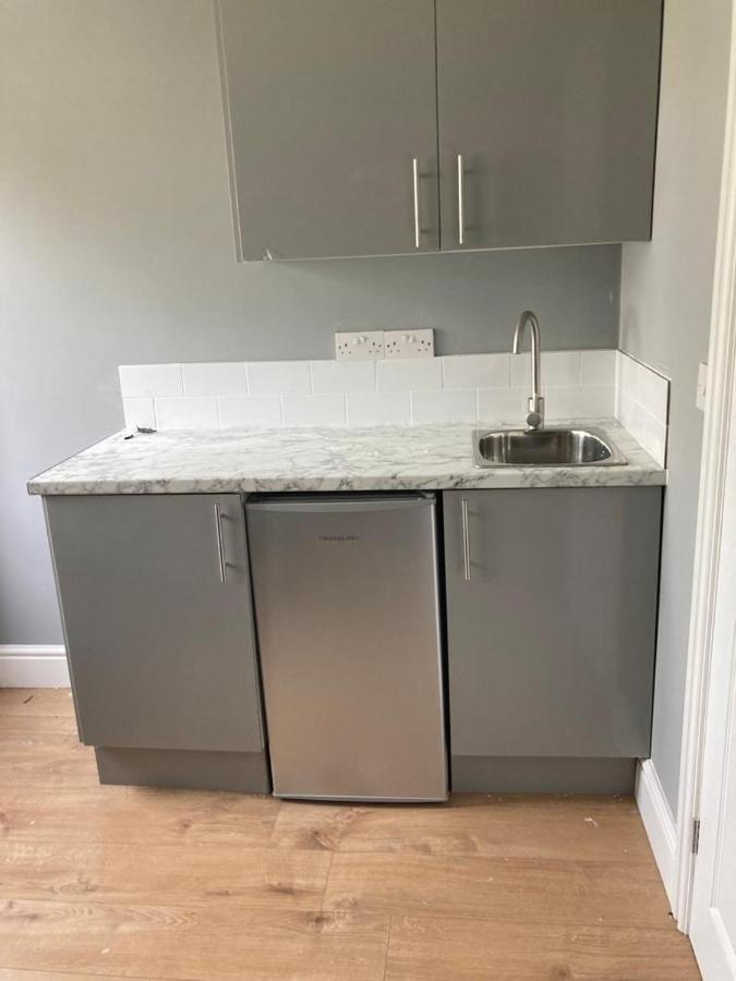 112 Gleneagle Road Rooms London Ngoại thất bức ảnh